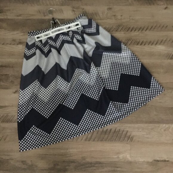 Vintage Handmade Zig-zag & Polka Dots Pleated Midi Skirt - Picture 9 of 14